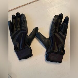 Youth Small Black Baseball Gloves